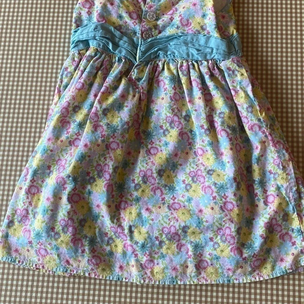 Oshkosh floral sundress. Size 18 months‎